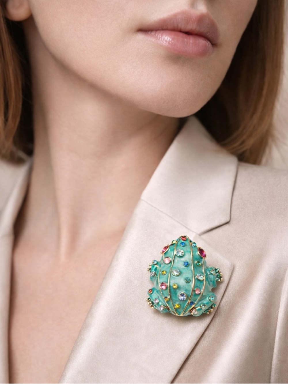 Turquoise Frog Jeweled Gold Brooch